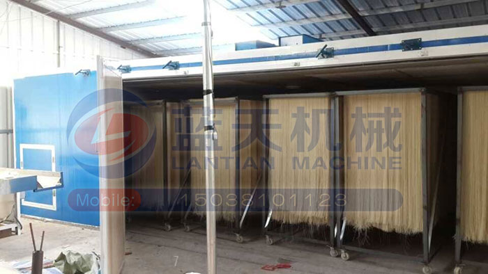 黑龍江食品烘干機(jī)用戶現(xiàn)場(chǎng)